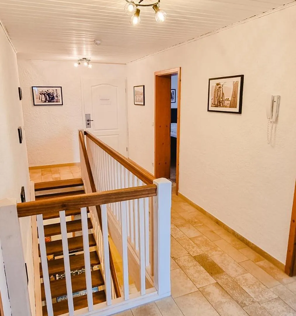 Schoenes Ferienhaus Mit Sauna Im Gruenen Linden  ألمانيا